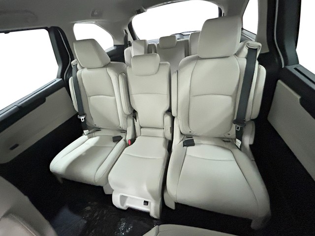 Honda Odyssey Vehicle Full-screen Gallery Image 20