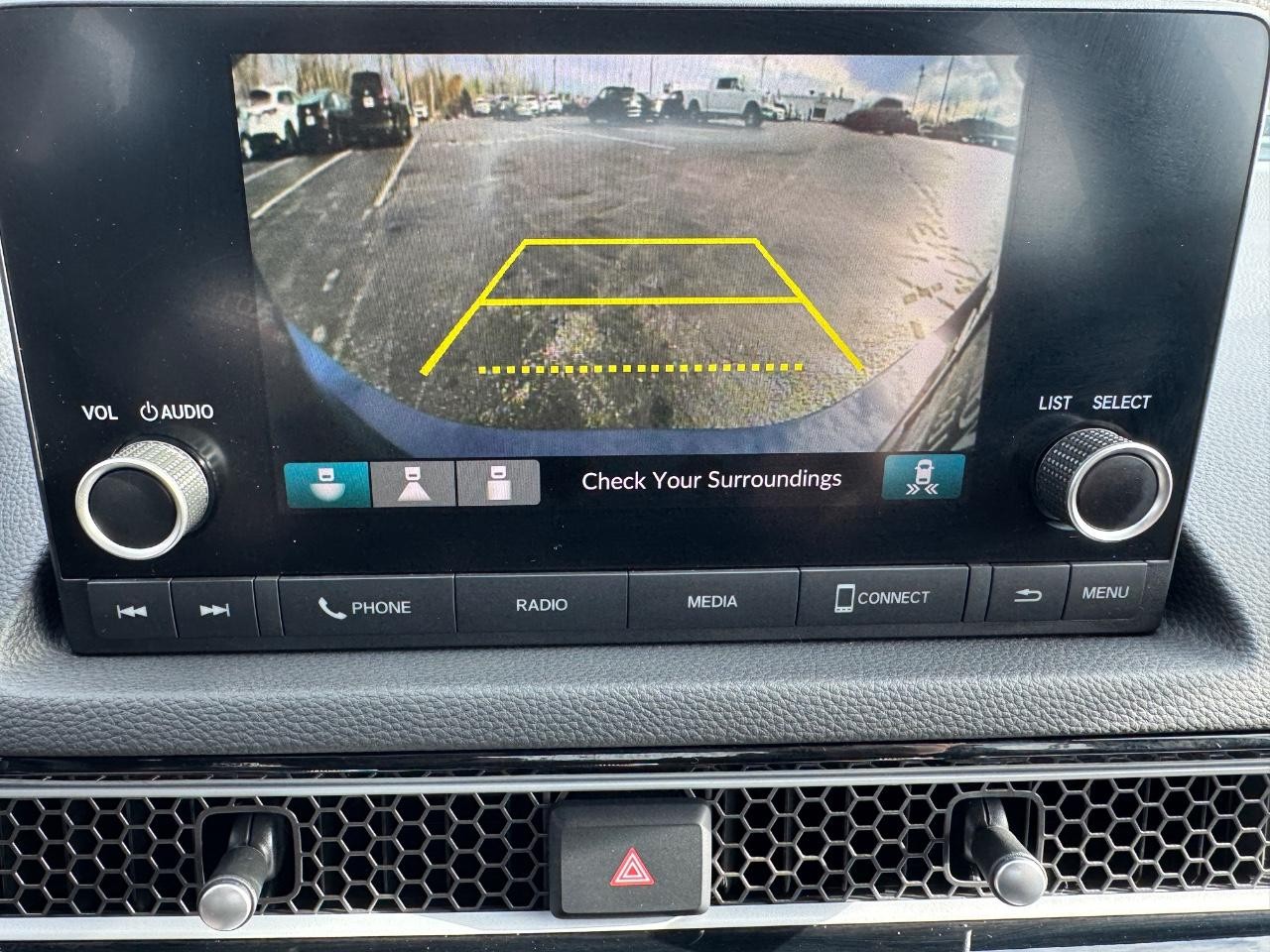 Honda Civic Sedan Hybrid Vehicle Full-screen Gallery Image 22