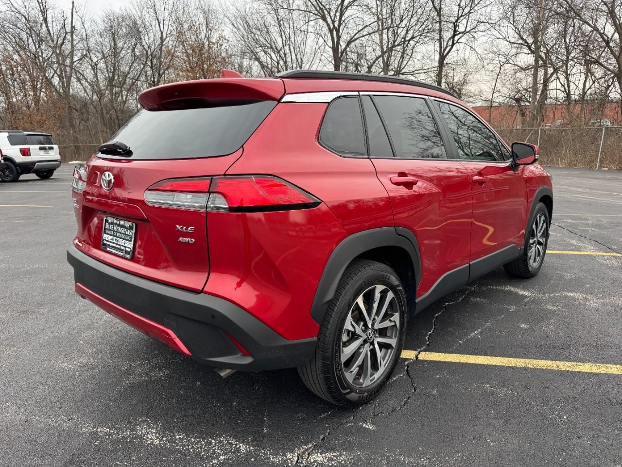 Toyota Corolla Cross Vehicle Full-screen Gallery Image 03