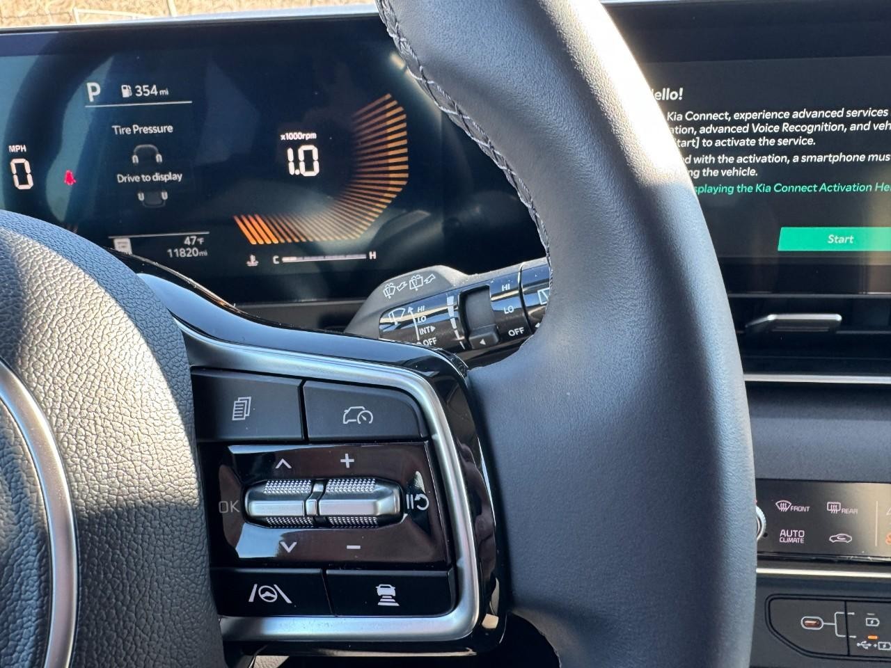 Kia Carnival Vehicle Full-screen Gallery Image 20