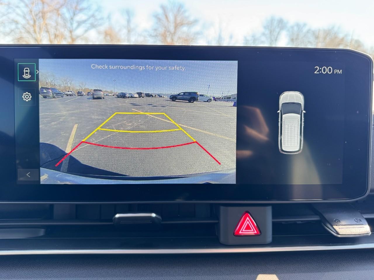 Kia Carnival Vehicle Full-screen Gallery Image 24