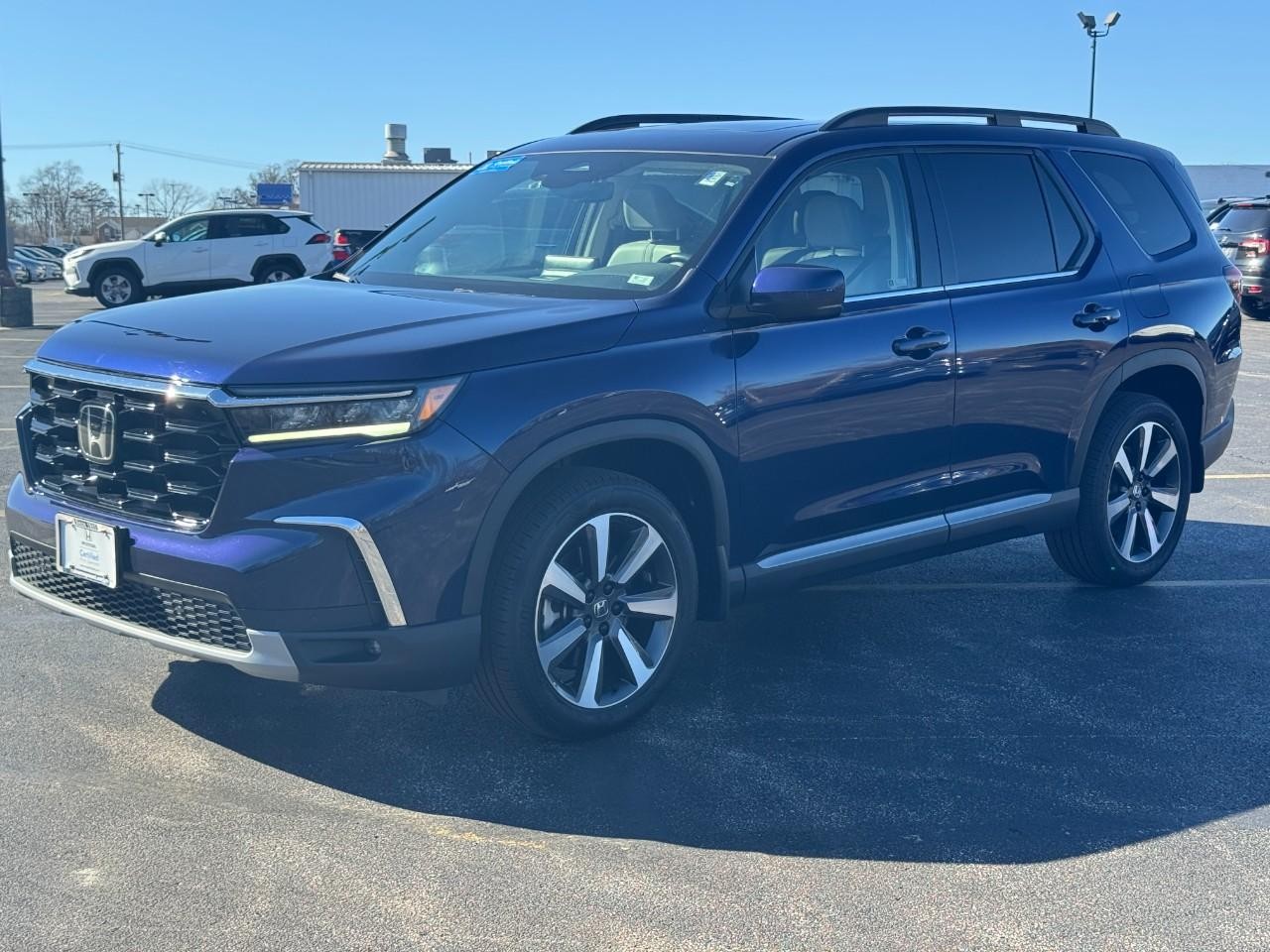 Honda Pilot Vehicle Full-screen Gallery Image 08