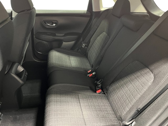 Honda HR-V Vehicle Full-screen Gallery Image 17