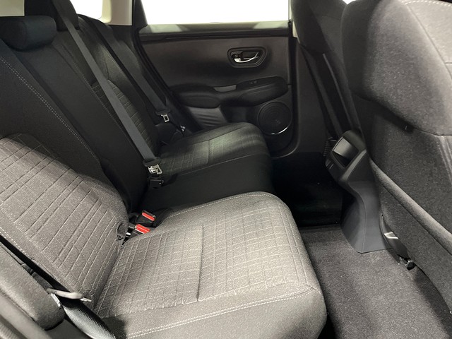 Honda HR-V Vehicle Full-screen Gallery Image 21