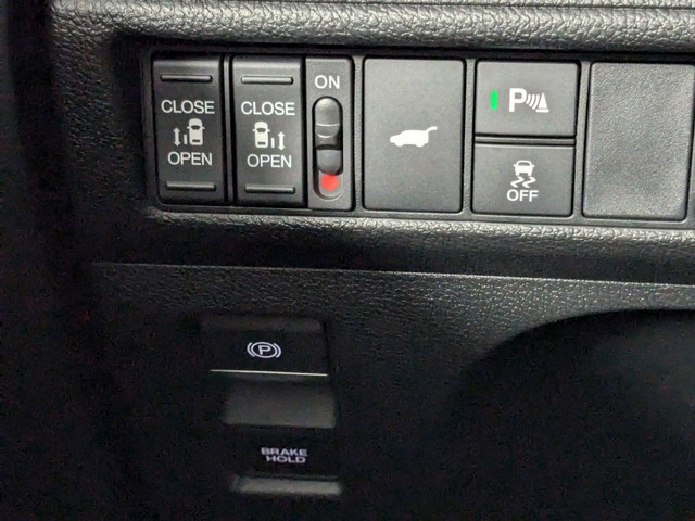 Honda Odyssey Vehicle Full-screen Gallery Image 23