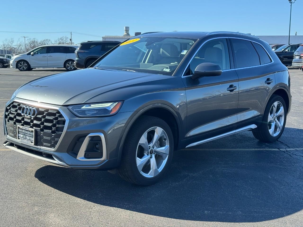 Audi Q5 Vehicle Full-screen Gallery Image 07