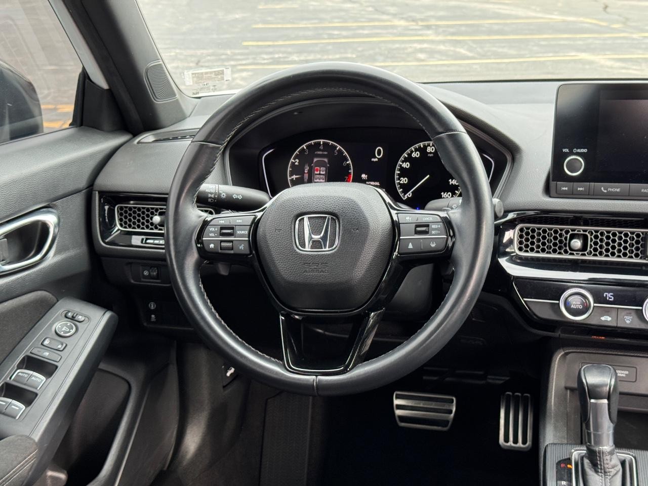 Honda Civic Sedan Vehicle Full-screen Gallery Image 14