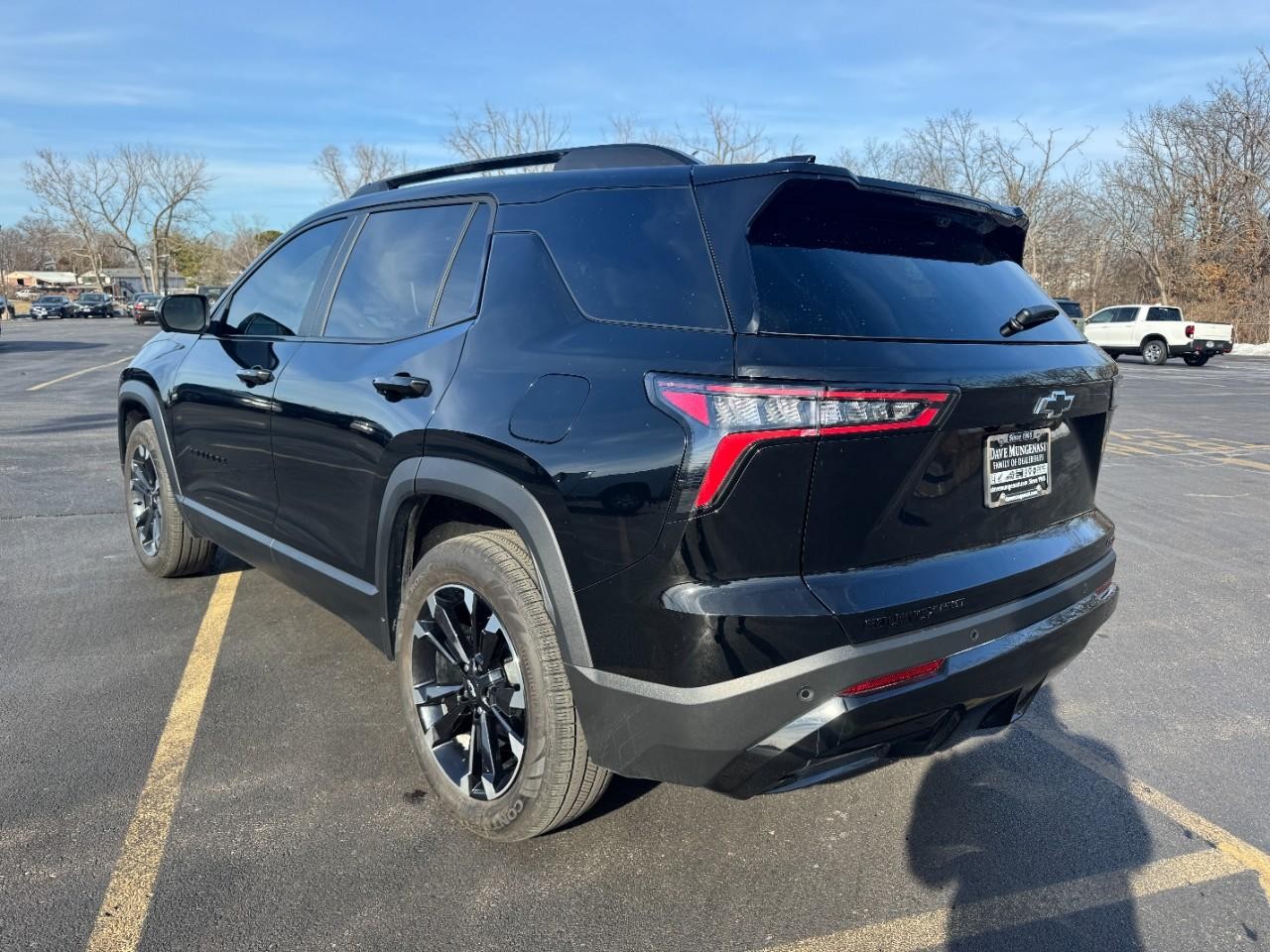 Chevrolet Equinox Vehicle Full-screen Gallery Image 06