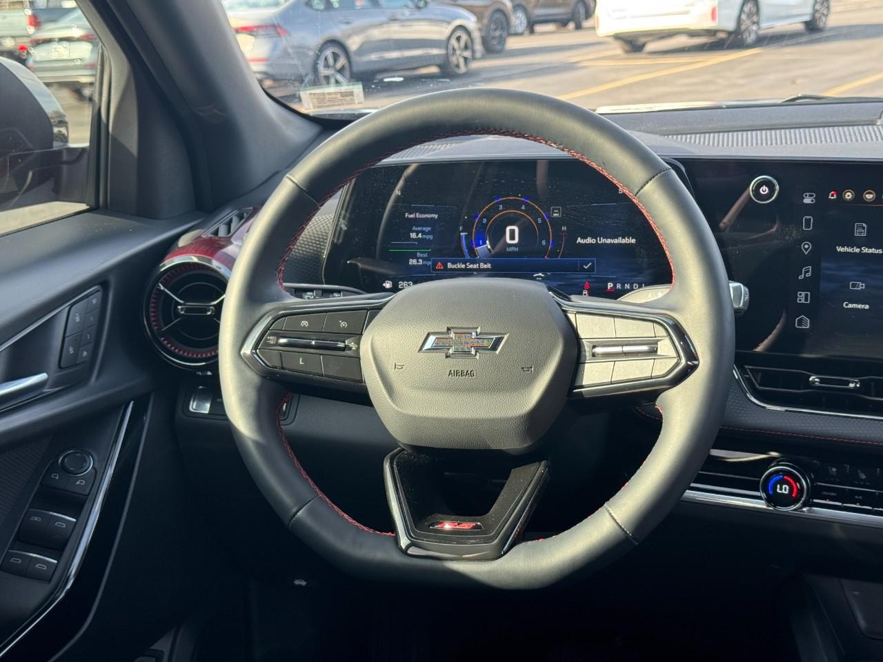 Chevrolet Equinox Vehicle Full-screen Gallery Image 13