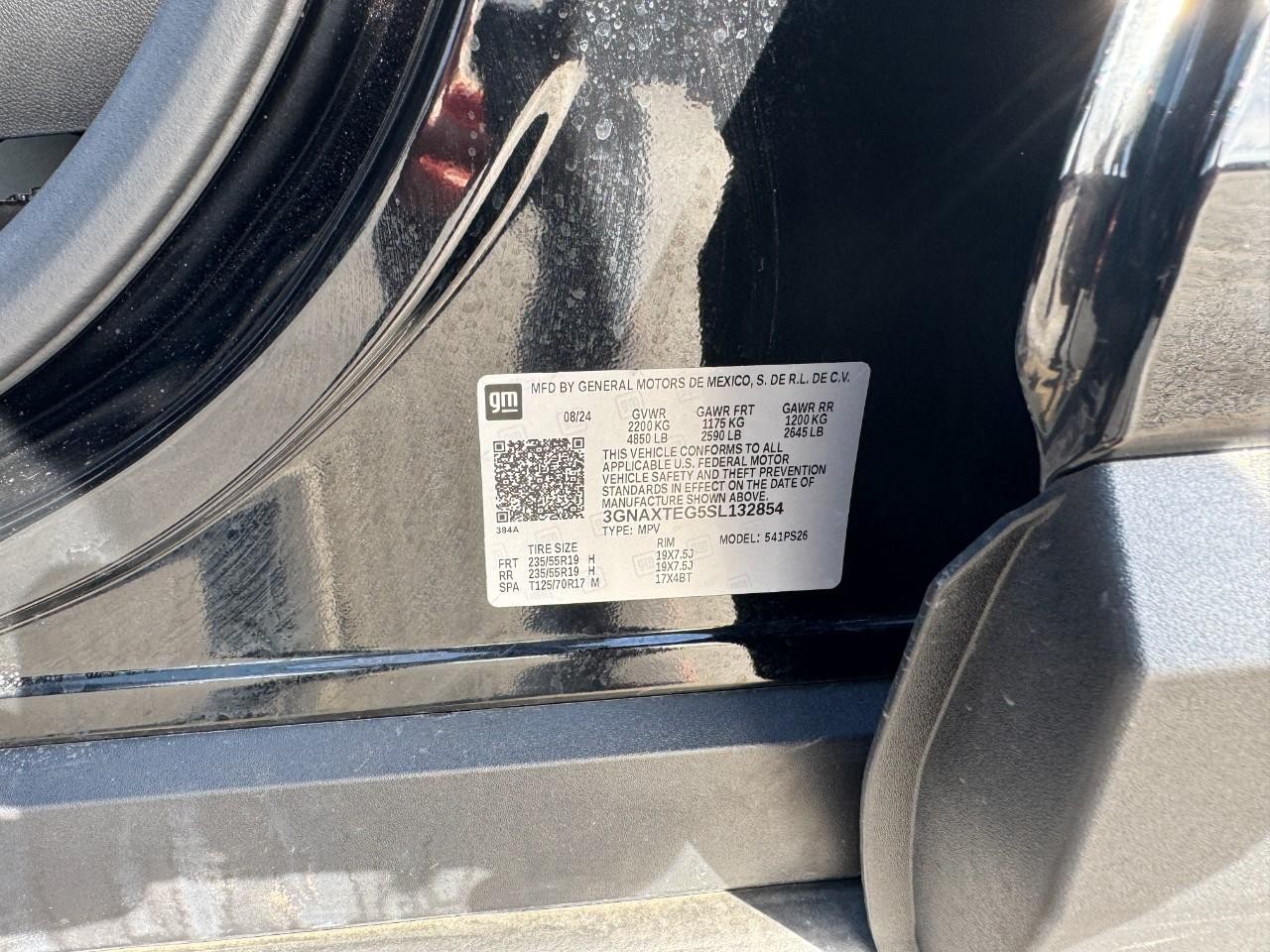 Chevrolet Equinox Vehicle Full-screen Gallery Image 26