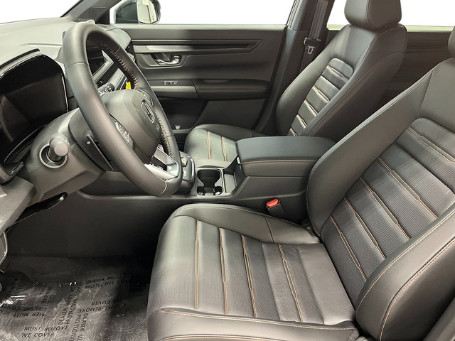 Honda CR-V Hybrid Vehicle Full-screen Gallery Image 13