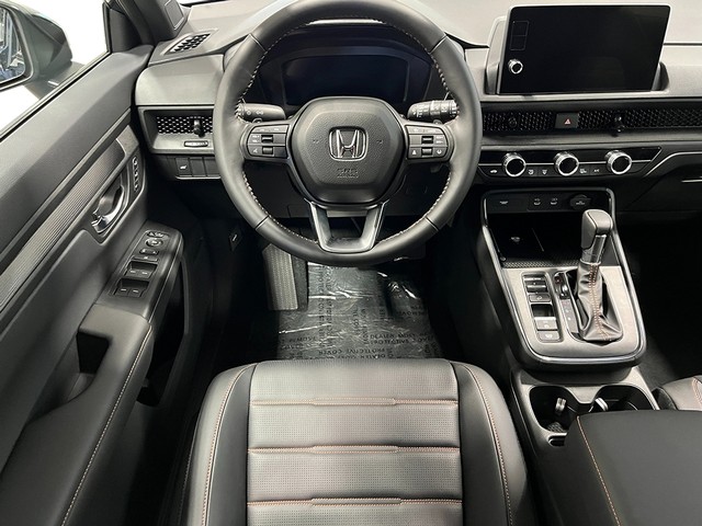 Honda CR-V Hybrid Vehicle Full-screen Gallery Image 17