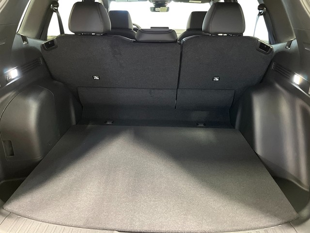 Honda CR-V Hybrid Vehicle Full-screen Gallery Image 27