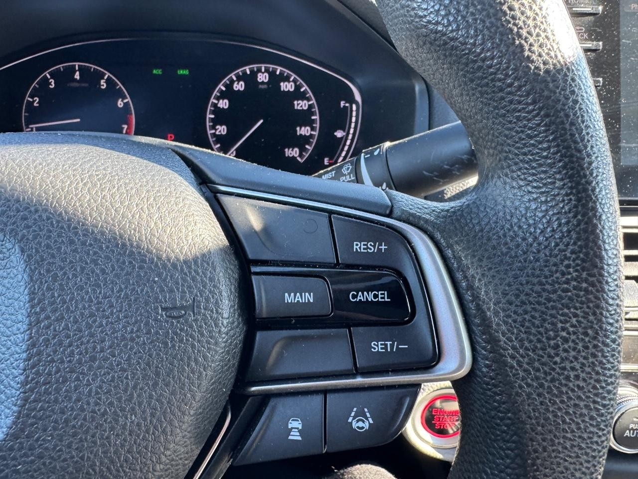 Honda Accord Sedan Vehicle Full-screen Gallery Image 22