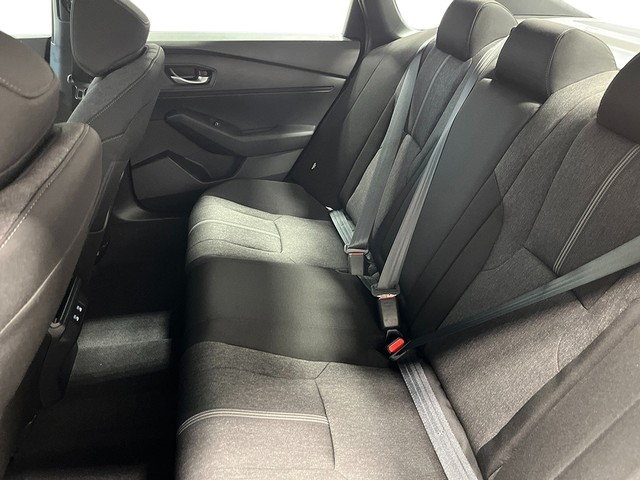 Honda Accord Hybrid Vehicle Full-screen Gallery Image 26