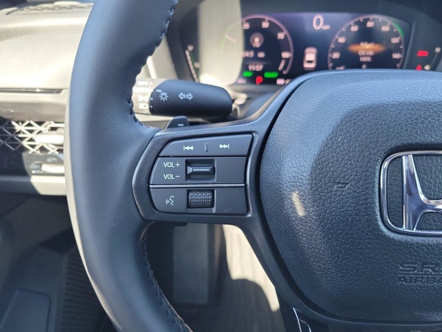 Honda Accord Hybrid Vehicle Full-screen Gallery Image 13