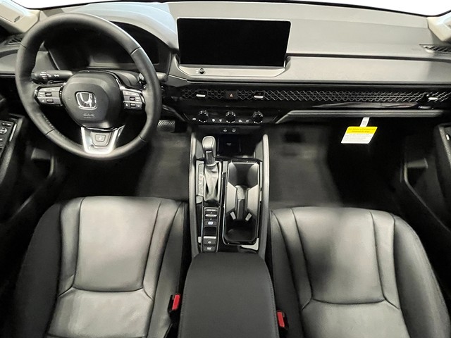 Honda Accord Hybrid Vehicle Full-screen Gallery Image 24