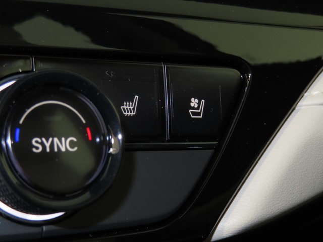 Honda Accord Hybrid Vehicle Full-screen Gallery Image 18
