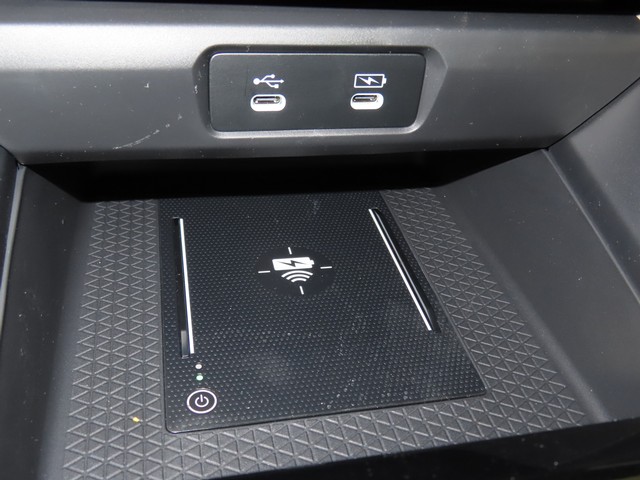 Honda Accord Hybrid Vehicle Full-screen Gallery Image 21