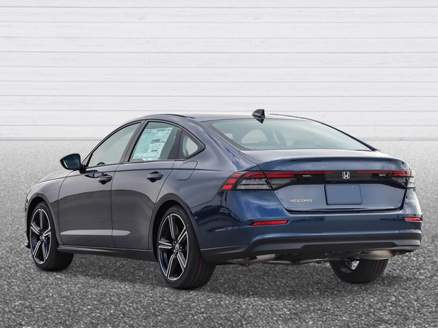 Honda Accord Sedan Vehicle Full-screen Gallery Image 02