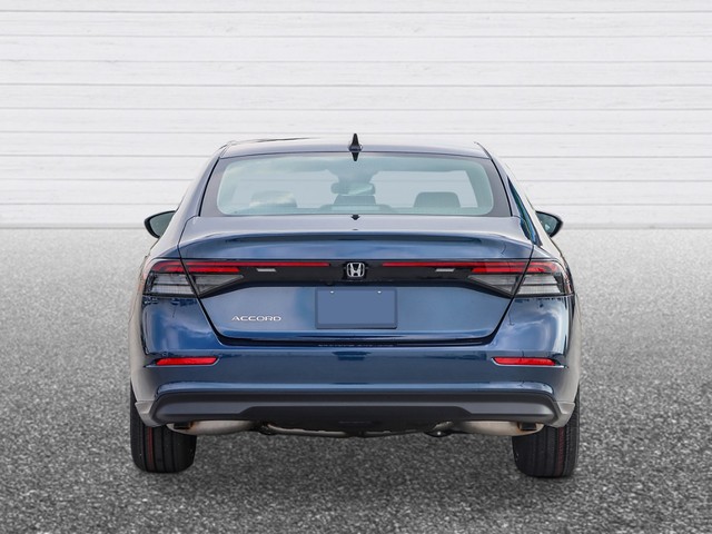 Honda Accord Sedan Vehicle Full-screen Gallery Image 03