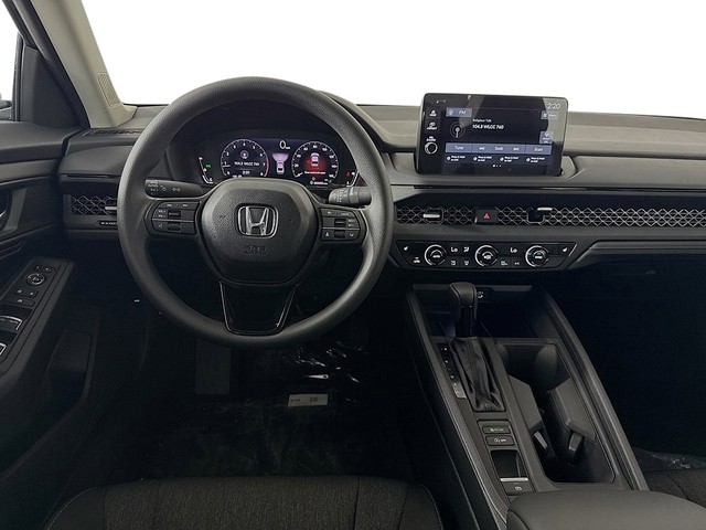 Honda Accord Sedan Vehicle Full-screen Gallery Image 09