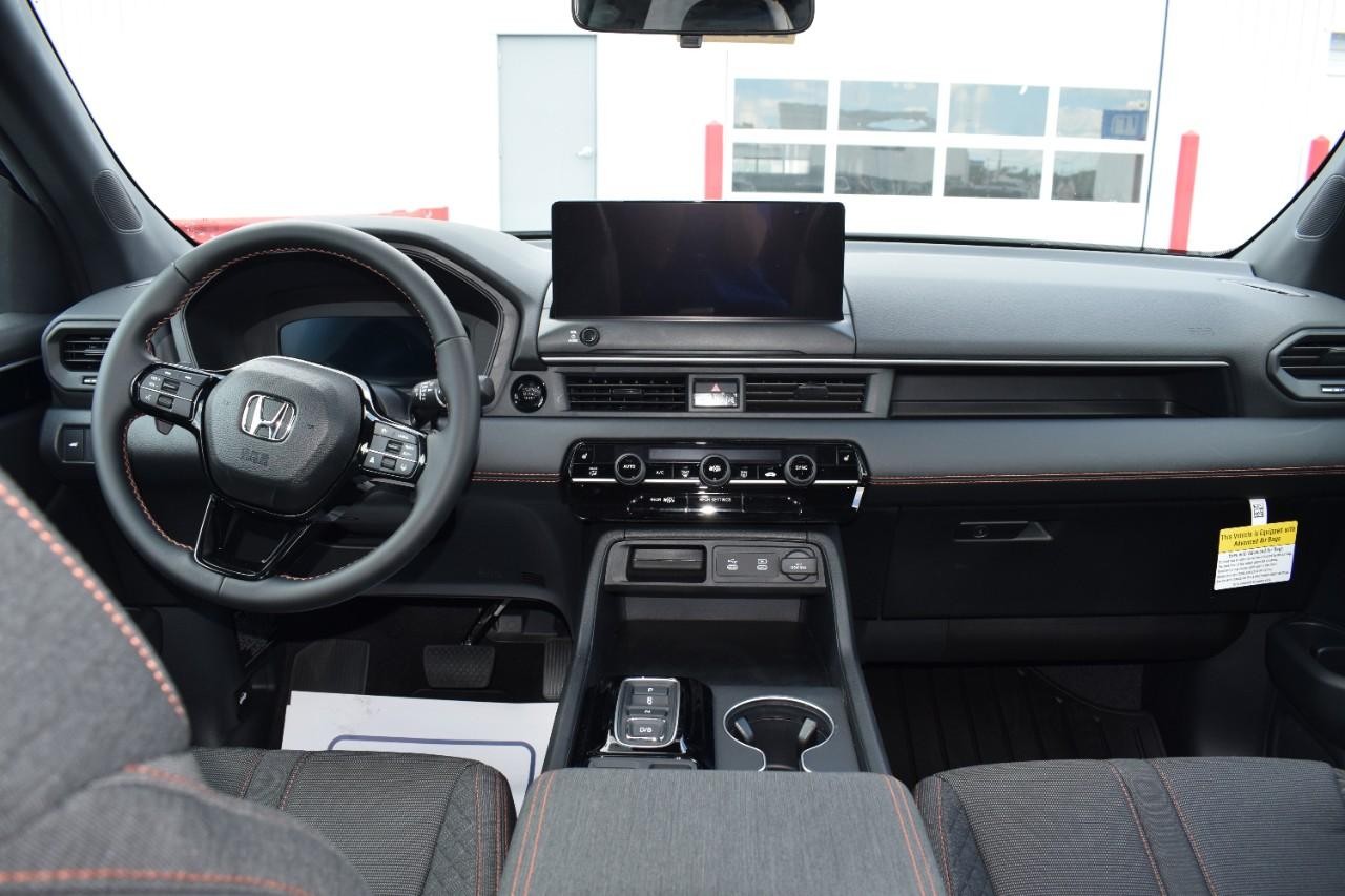 Honda Pilot Vehicle Full-screen Gallery Image 12