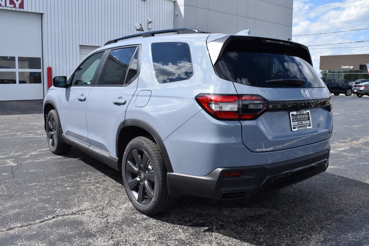 Honda Pilot Vehicle Full-screen Gallery Image 08
