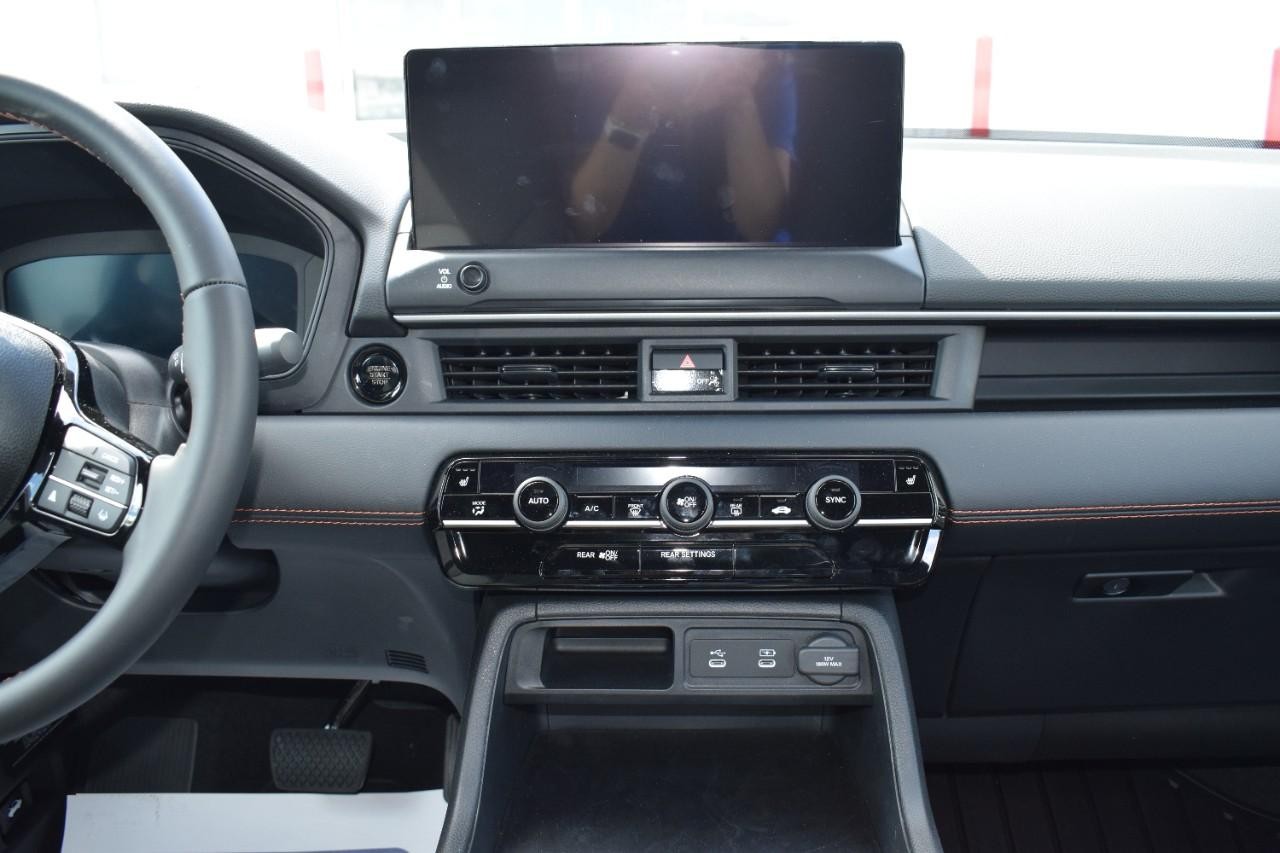Honda Pilot Vehicle Full-screen Gallery Image 14