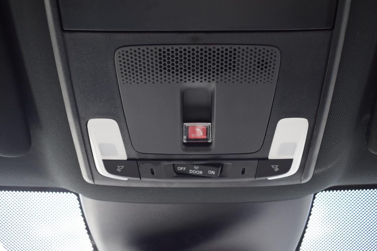 Honda Pilot Vehicle Full-screen Gallery Image 16