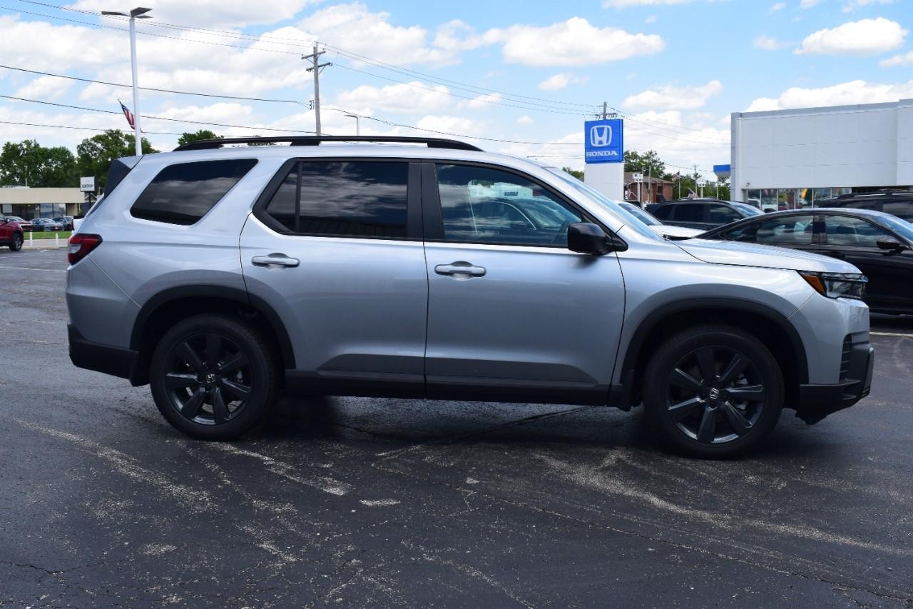 Honda Pilot Vehicle Full-screen Gallery Image 04