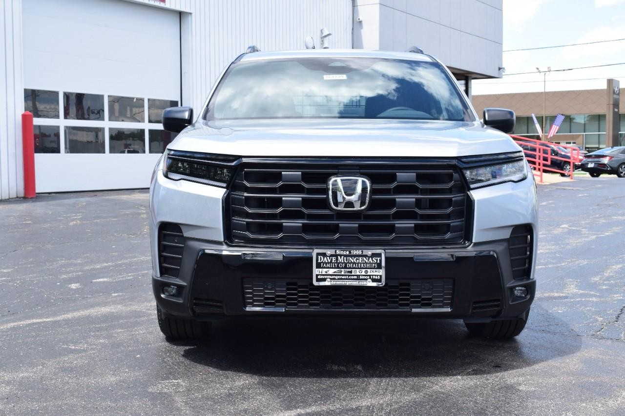 Honda Pilot Vehicle Full-screen Gallery Image 10
