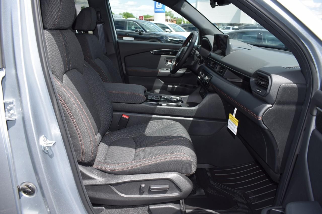 Honda Pilot Vehicle Full-screen Gallery Image 16