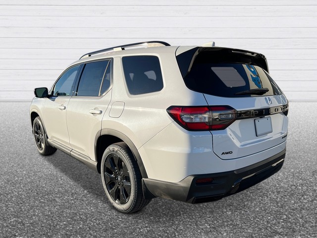 Honda Pilot Vehicle Full-screen Gallery Image 03