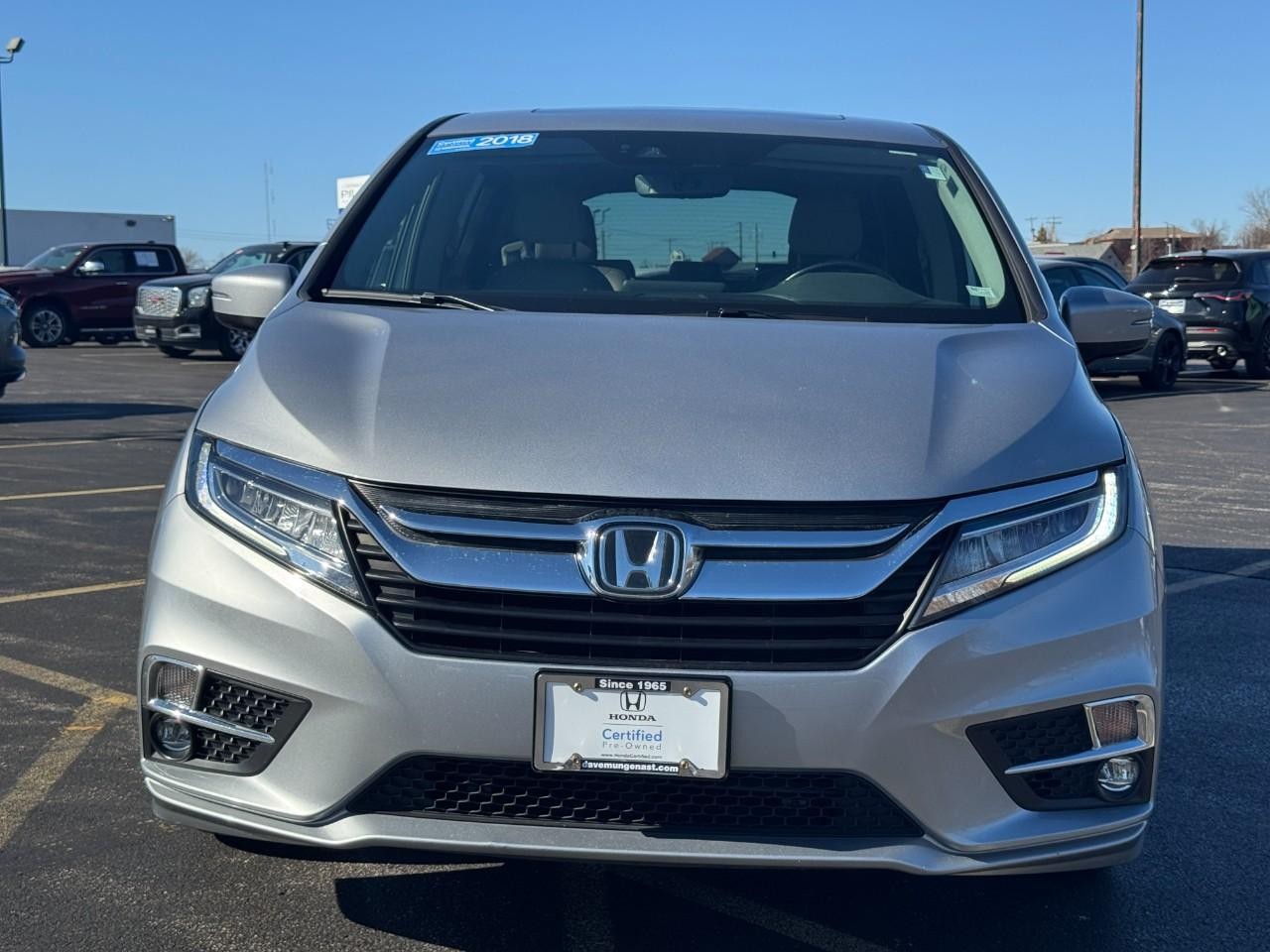 Honda Odyssey Vehicle Full-screen Gallery Image 09