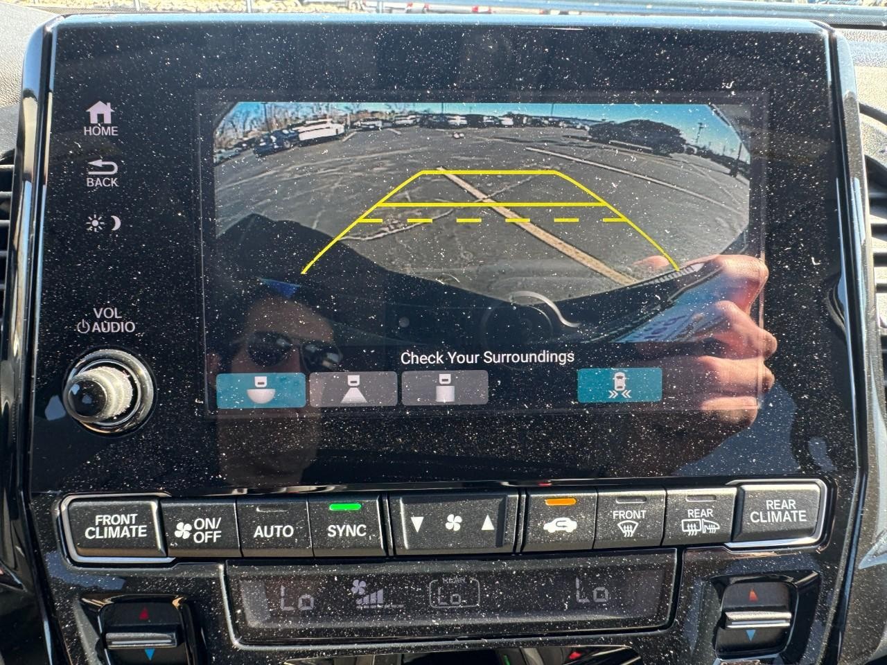 Honda Odyssey Vehicle Full-screen Gallery Image 25