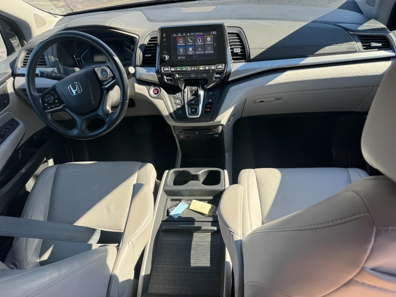 Honda Odyssey Vehicle Full-screen Gallery Image 13