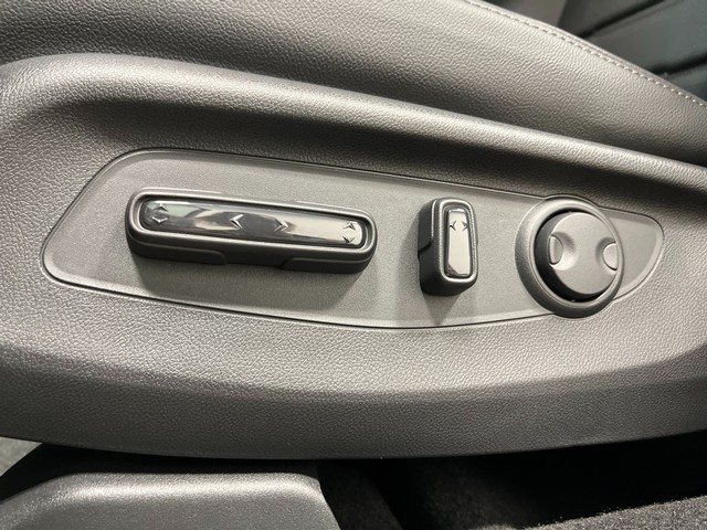 Honda CR-V Vehicle Full-screen Gallery Image 13