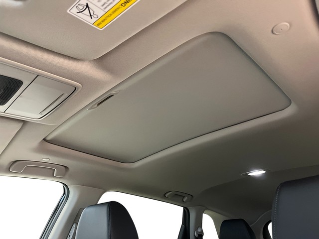 Honda CR-V Vehicle Full-screen Gallery Image 23