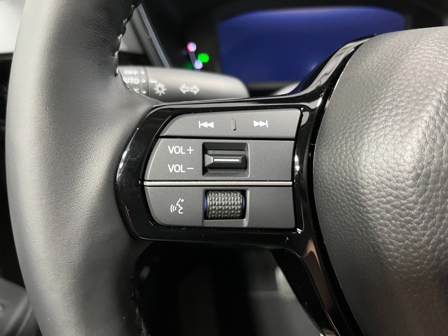 Honda CR-V Vehicle Full-screen Gallery Image 17