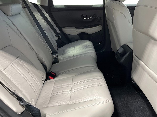 Honda HR-V Vehicle Full-screen Gallery Image 26