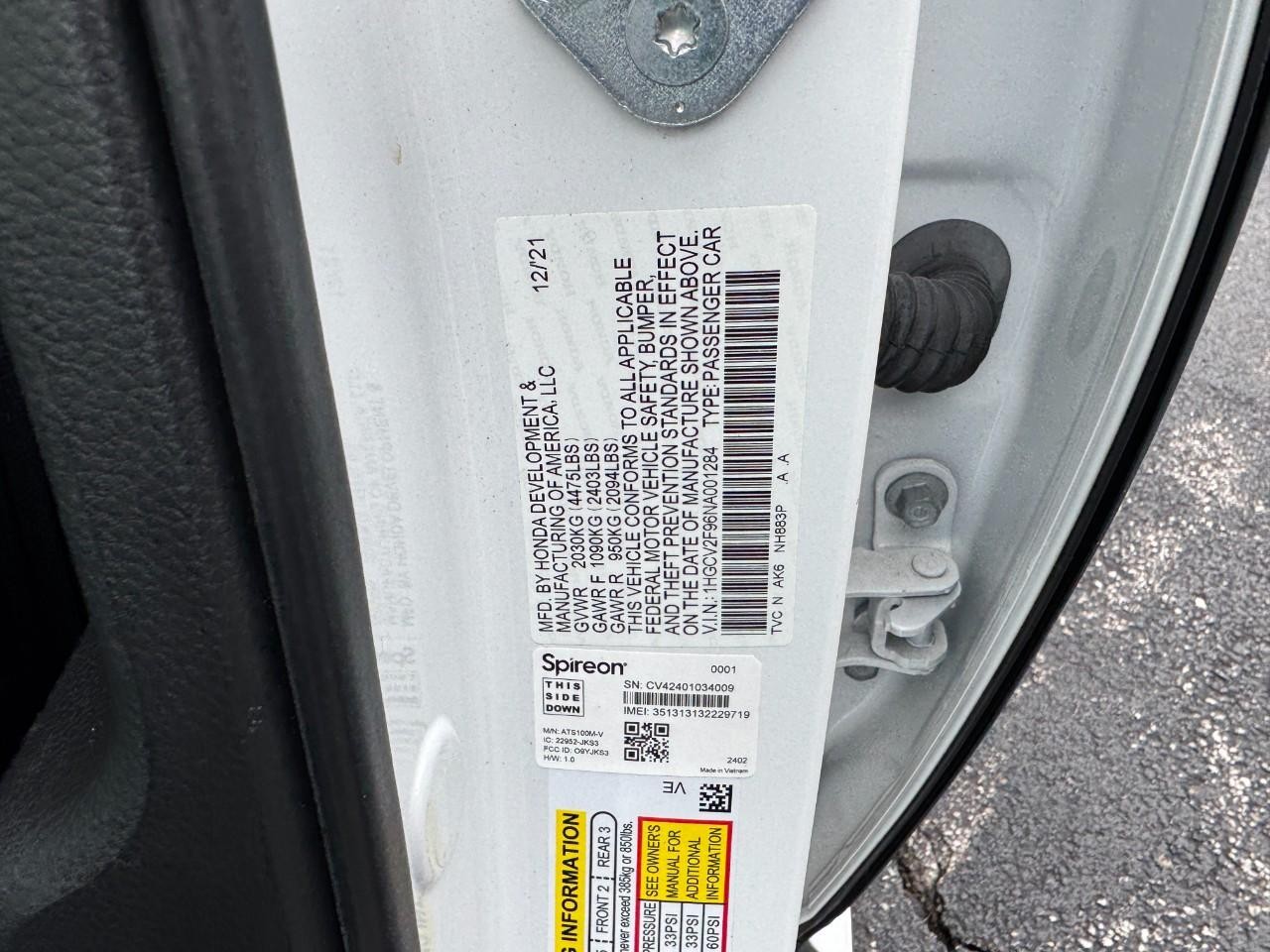 Honda Accord Sedan Vehicle Full-screen Gallery Image 23