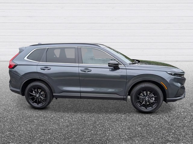 Honda CR-V Hybrid Vehicle Full-screen Gallery Image 06