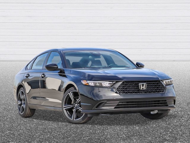 Honda Accord Hybrid Vehicle Full-screen Gallery Image 05