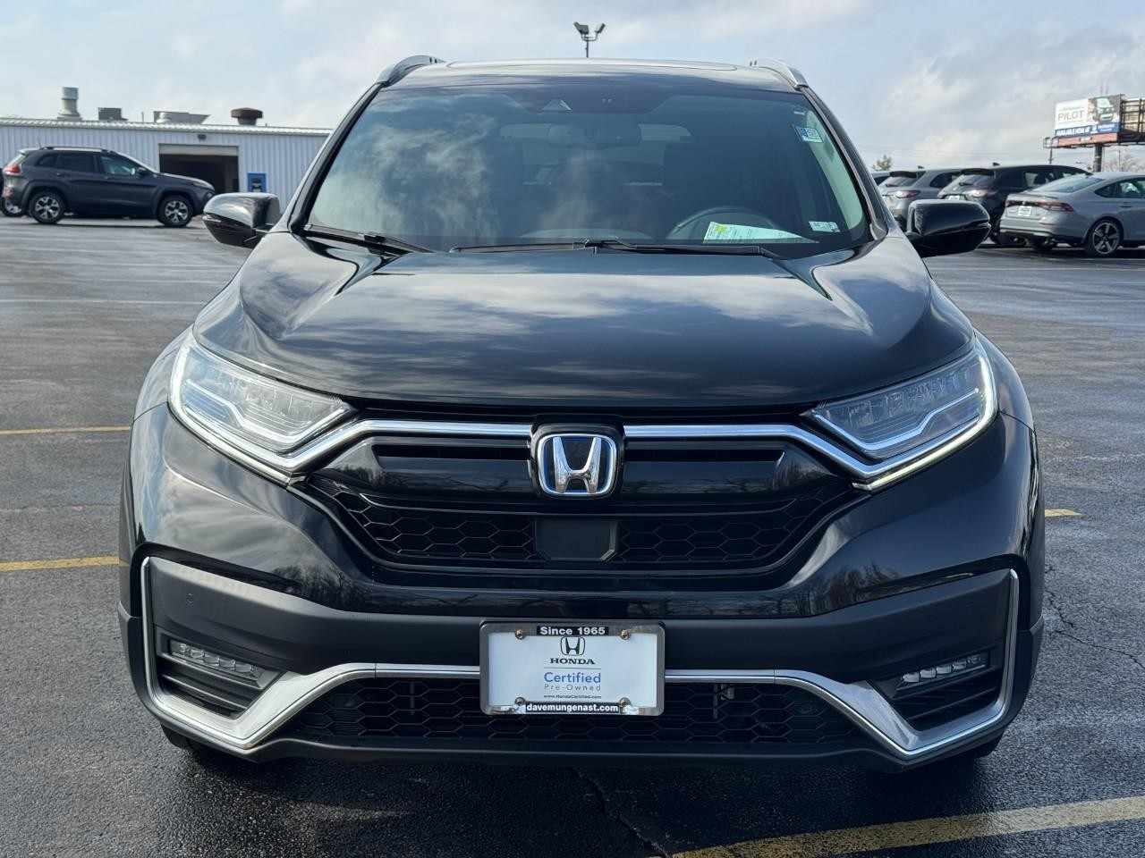 Honda CR-V Hybrid Vehicle Full-screen Gallery Image 10