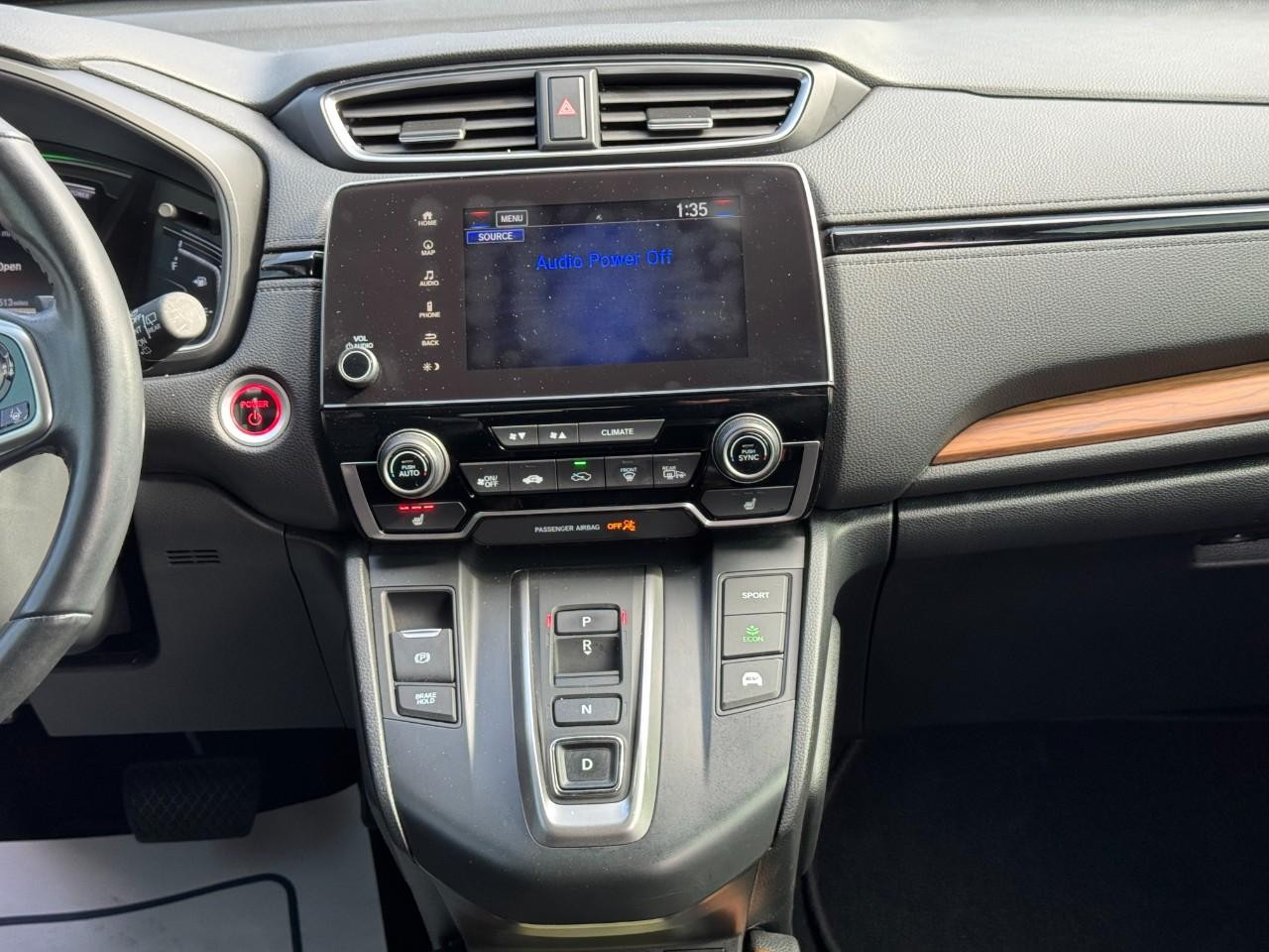 Honda CR-V Hybrid Vehicle Full-screen Gallery Image 14