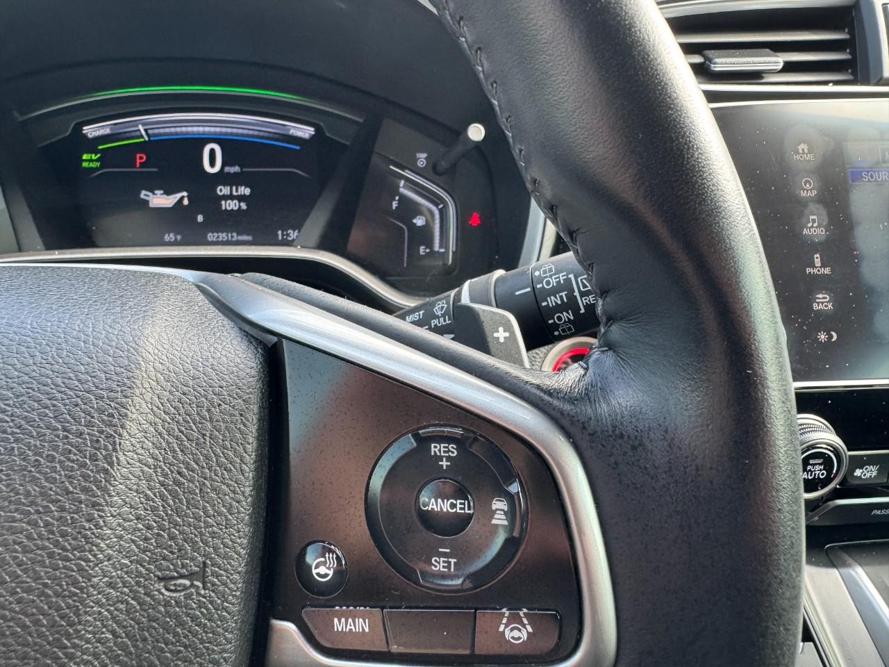 Honda CR-V Hybrid Vehicle Full-screen Gallery Image 21