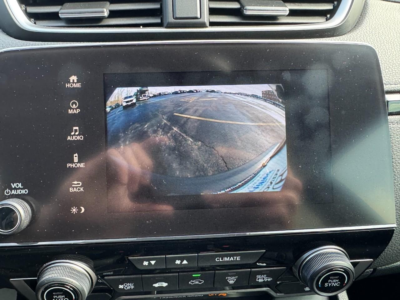 Honda CR-V Hybrid Vehicle Full-screen Gallery Image 23