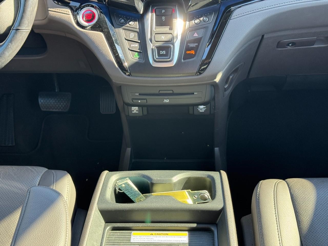 Honda Odyssey Vehicle Full-screen Gallery Image 15