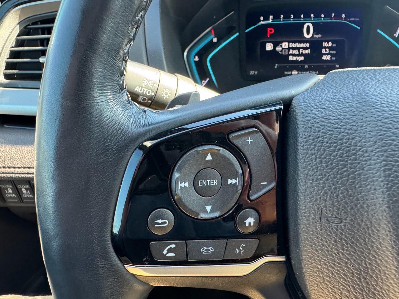 Honda Odyssey Vehicle Full-screen Gallery Image 21